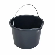 Vödrök, habarcsládák, edények